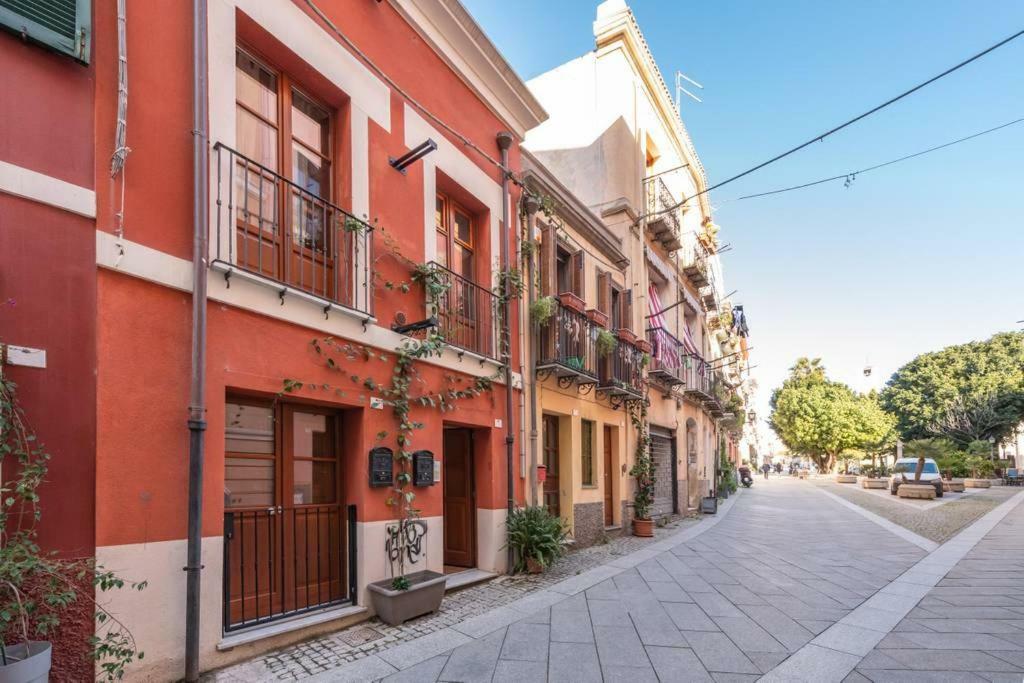 Mirti Boutique Apartment Heart 칼리아리 외부 사진